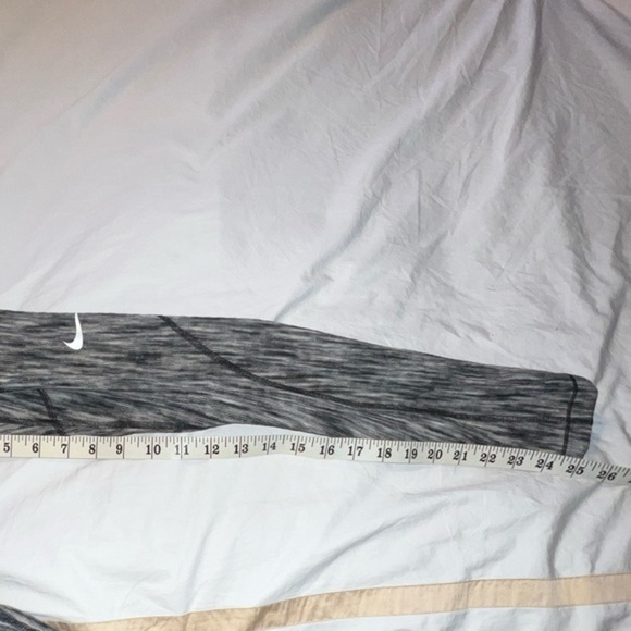 Nike Pro hyperwarm black and white graphic leggings check logo Size XS elastic - Picture 5 of 7